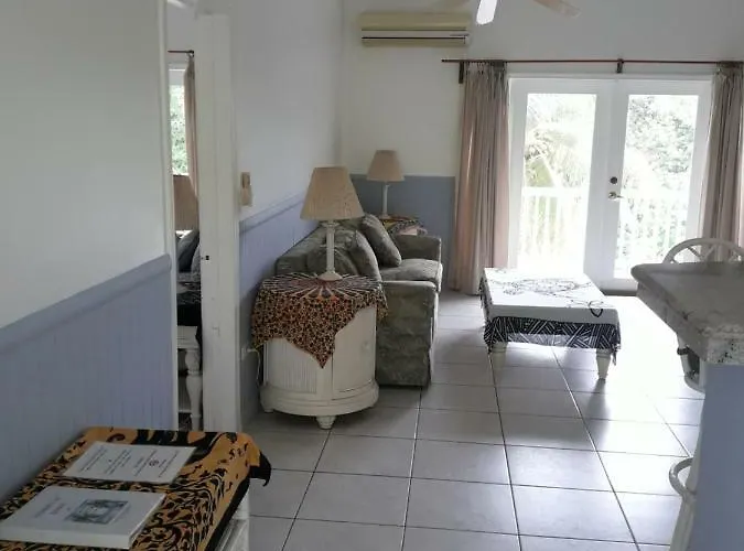 Sanctuary & Retreat Playa Azul