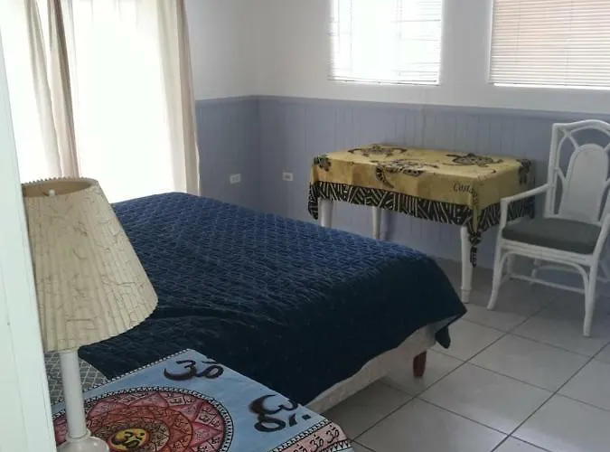 Sanctuary & Retreat Aparthotel 3*