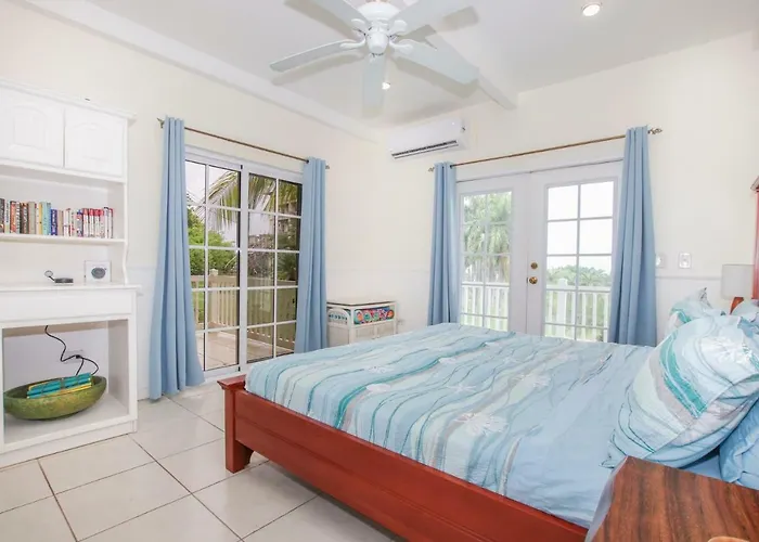 Sanctuary & Retreat Aparthotel 3*